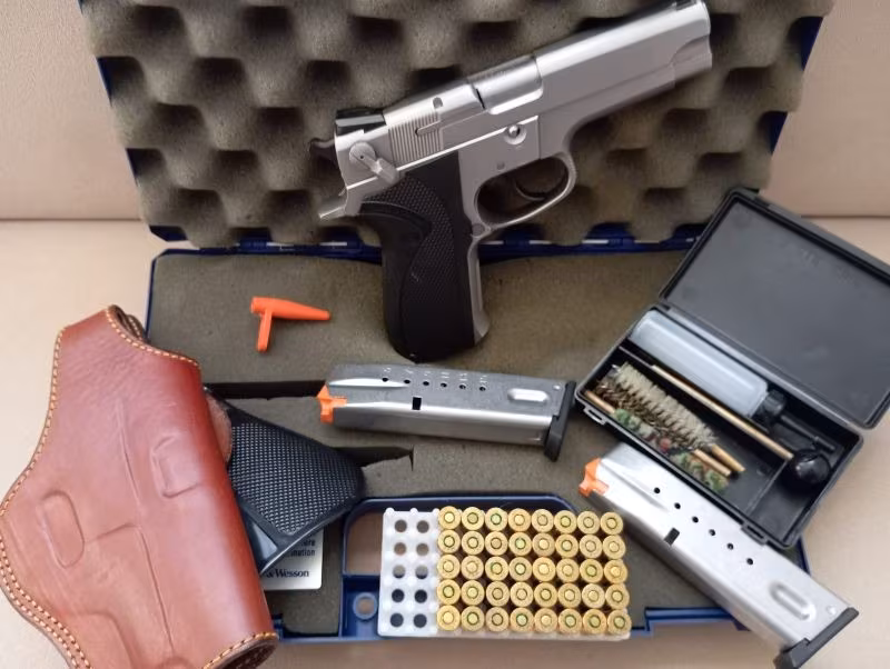 Hatasız Sıfır ayarında Smith Wesson MOD 5906