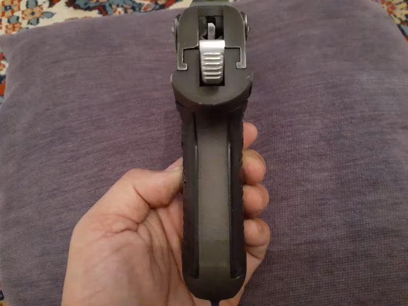 Emniyet Mensubundan Alınma Tabanca