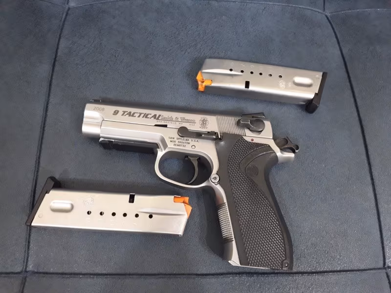 Smith & Wesson 9 Tactıcal Mod 5906TSW