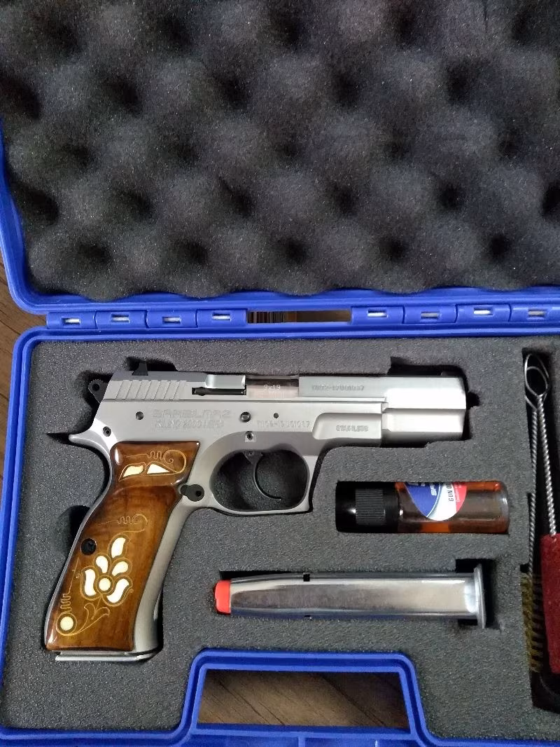 Kutusunda sarsılmaz mega stanles