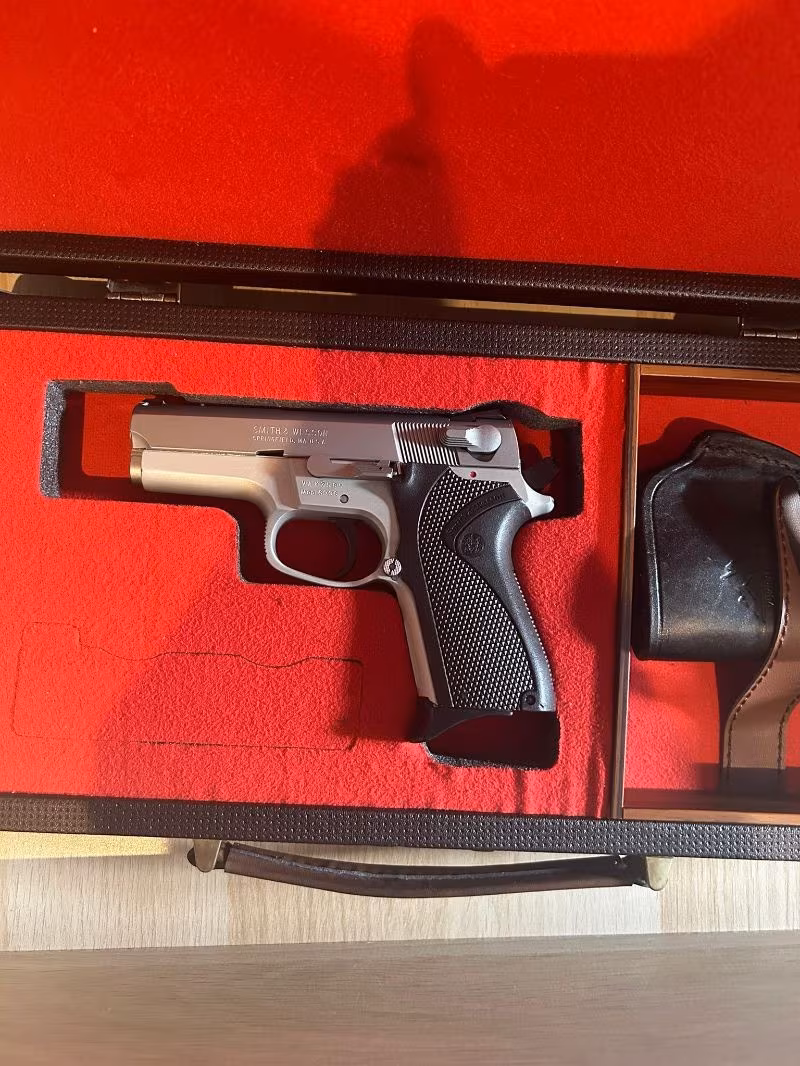 (taşıma ruhsatlı)