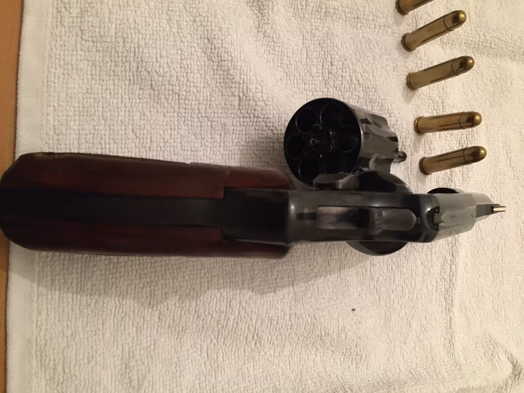 SMITH  WESSON 6LI
