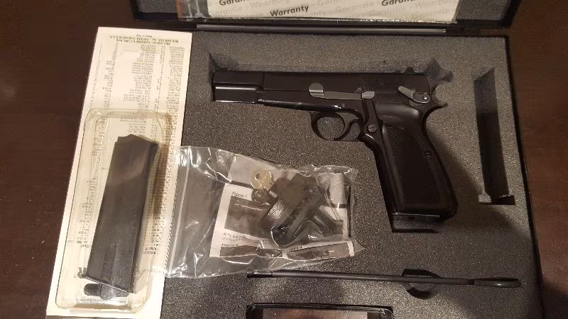 Kamu görevlisinden sıfır gibi Browning
