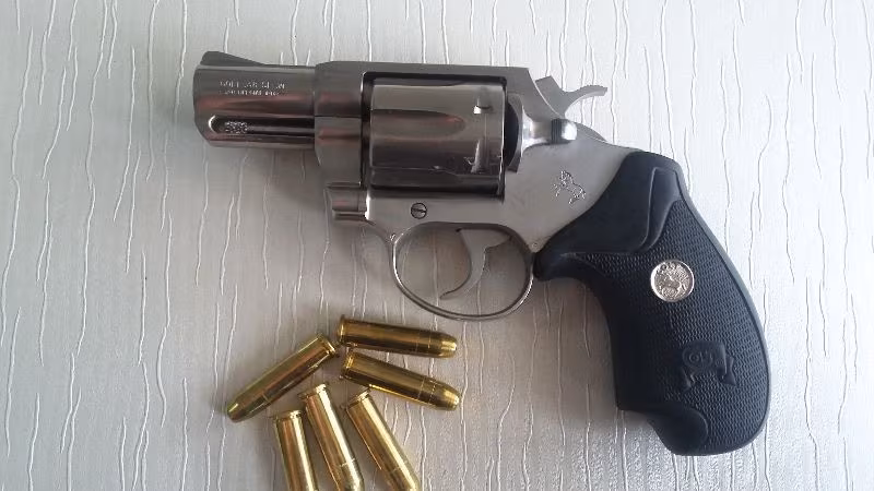 Colt 38 SF-VI [Bright Cobra (38SPL)] ((TSK Personelinden))