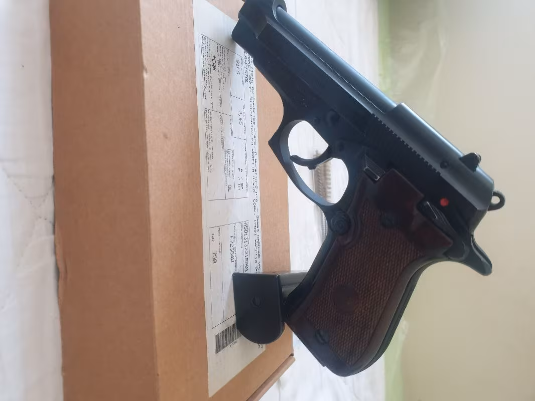 Kamu emeklisinden az kullanılmış nadir bulunan meşhur 81F Beretta Cheetah