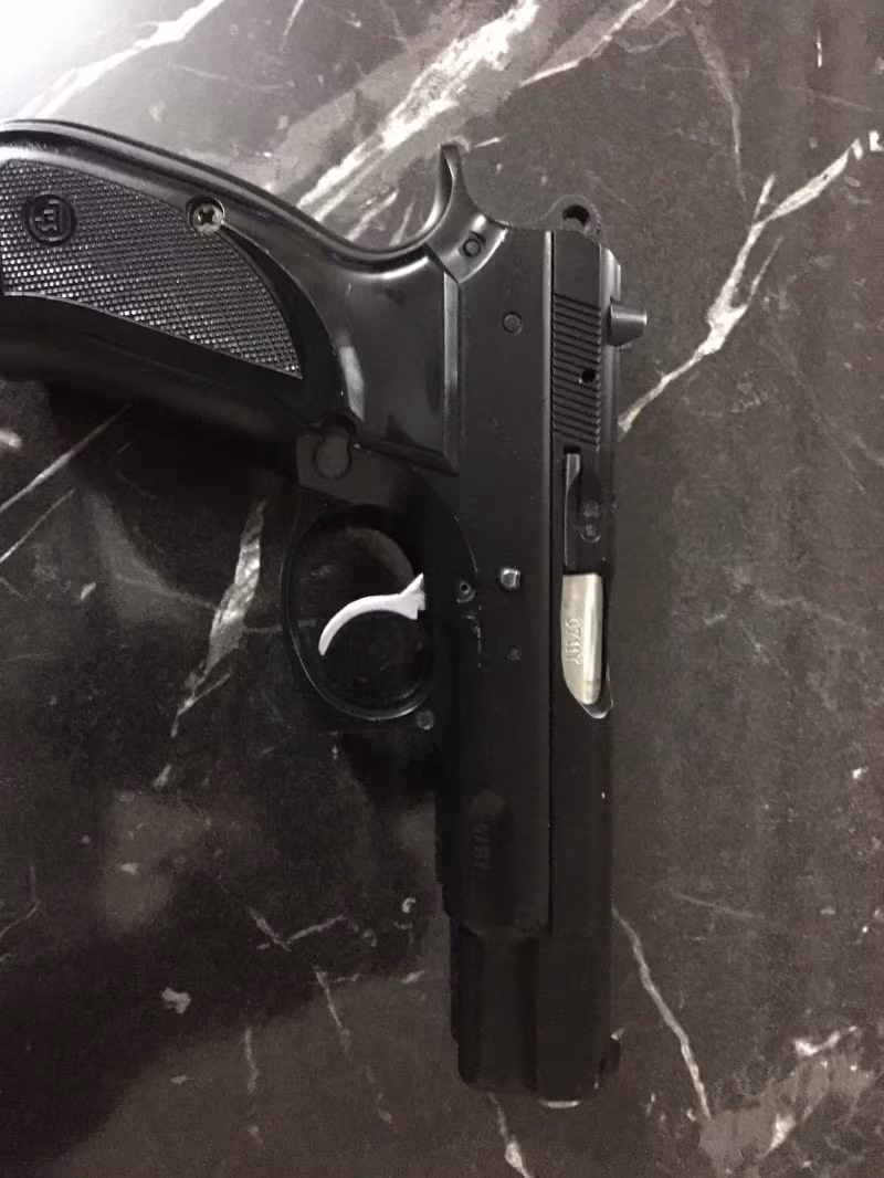 TERTEMİZ MİT EMEKLİSİNDEN CZ 75 SIFIR AYARINDA