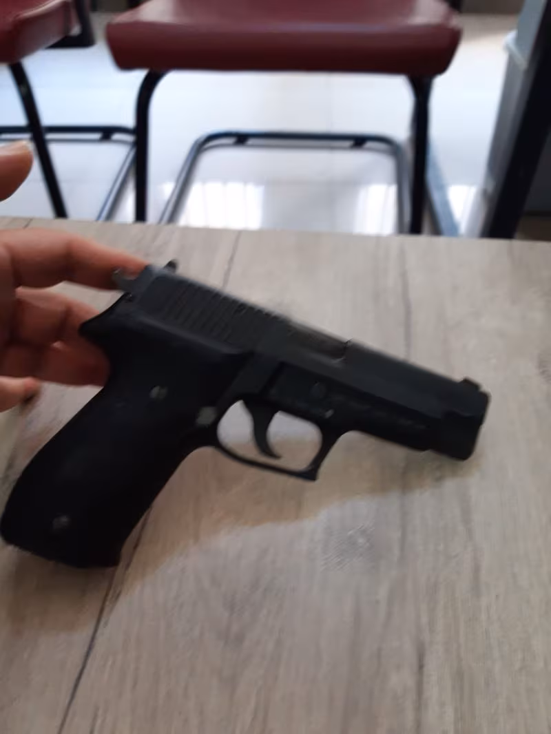 millî eğitim müdüründen sıfır ayarında sıg sauer tabanca