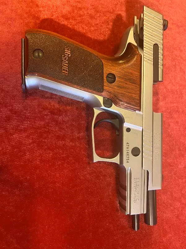 Sahibinden temiz Sig Sauer P226 Elite 9x19 Tabanca