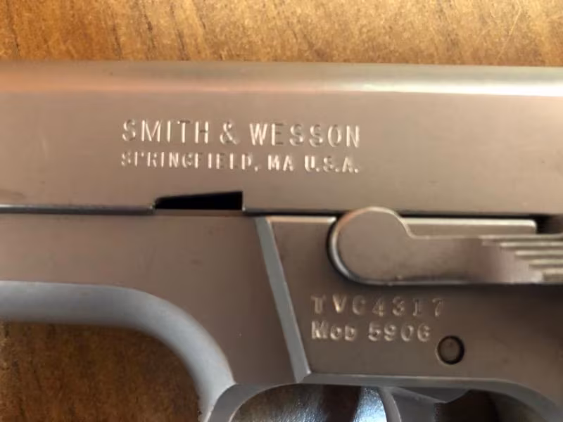 2.el SMİTH WESSON 5906