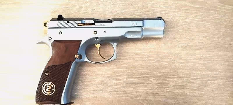 Temiz CZ 75 B 9 parçası altın kaplama ve mat krom kaplama