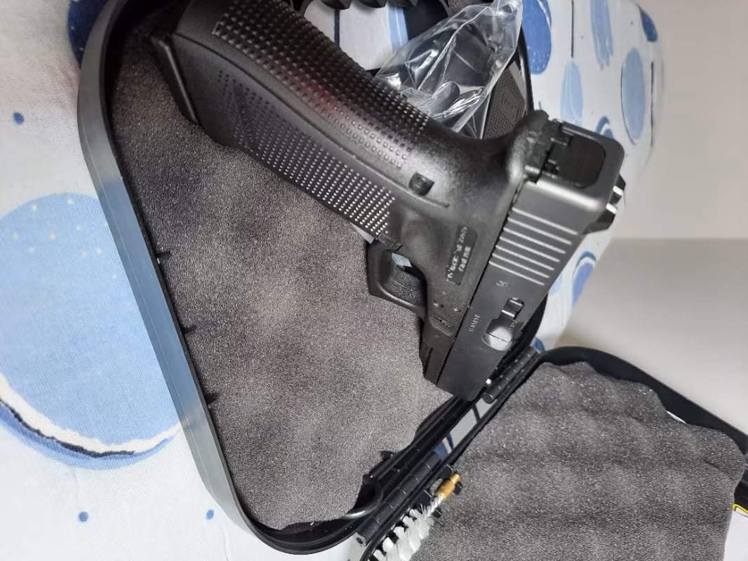 Glok 17 Gen 4, sıfır kutusunda
