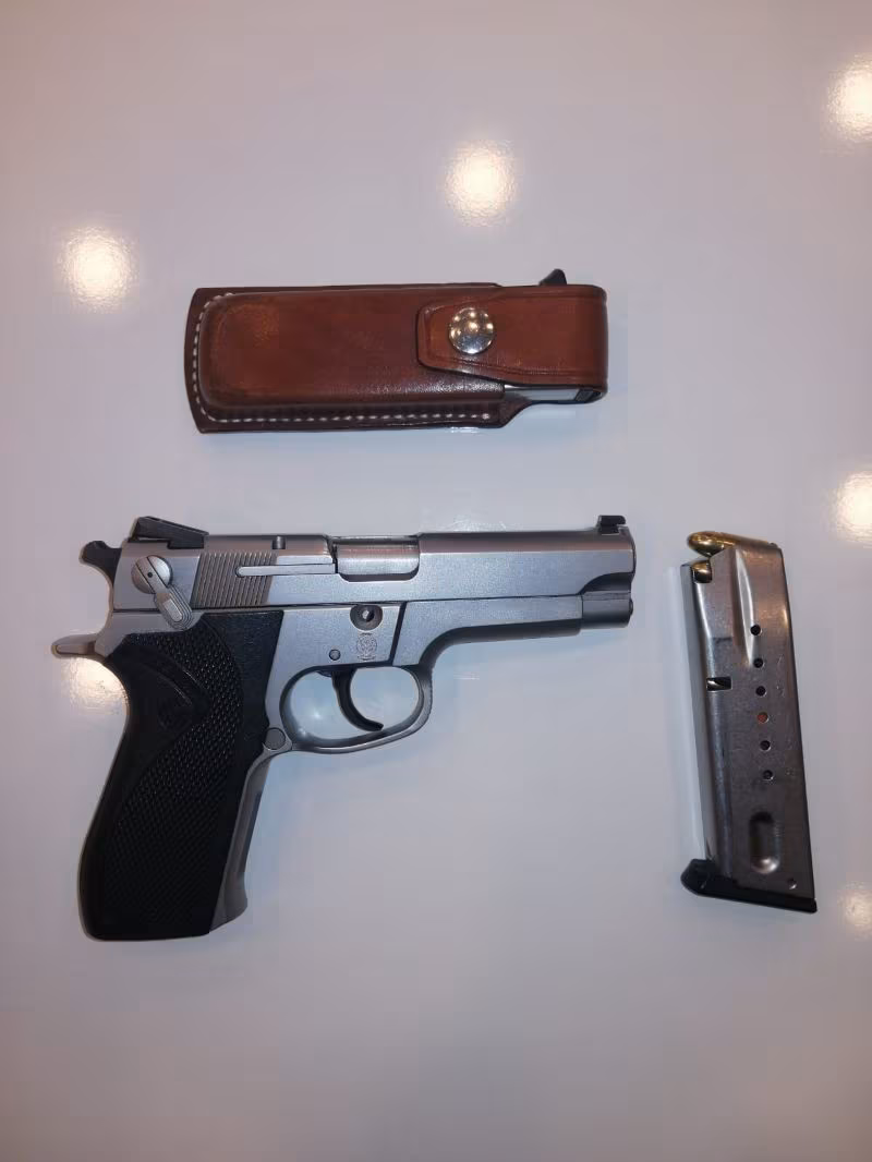 RUHSATLI ÇOK TEMİZ SMİTH WESSON