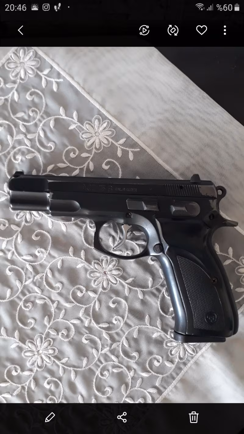 EMNİYET MENSUBUNDAN