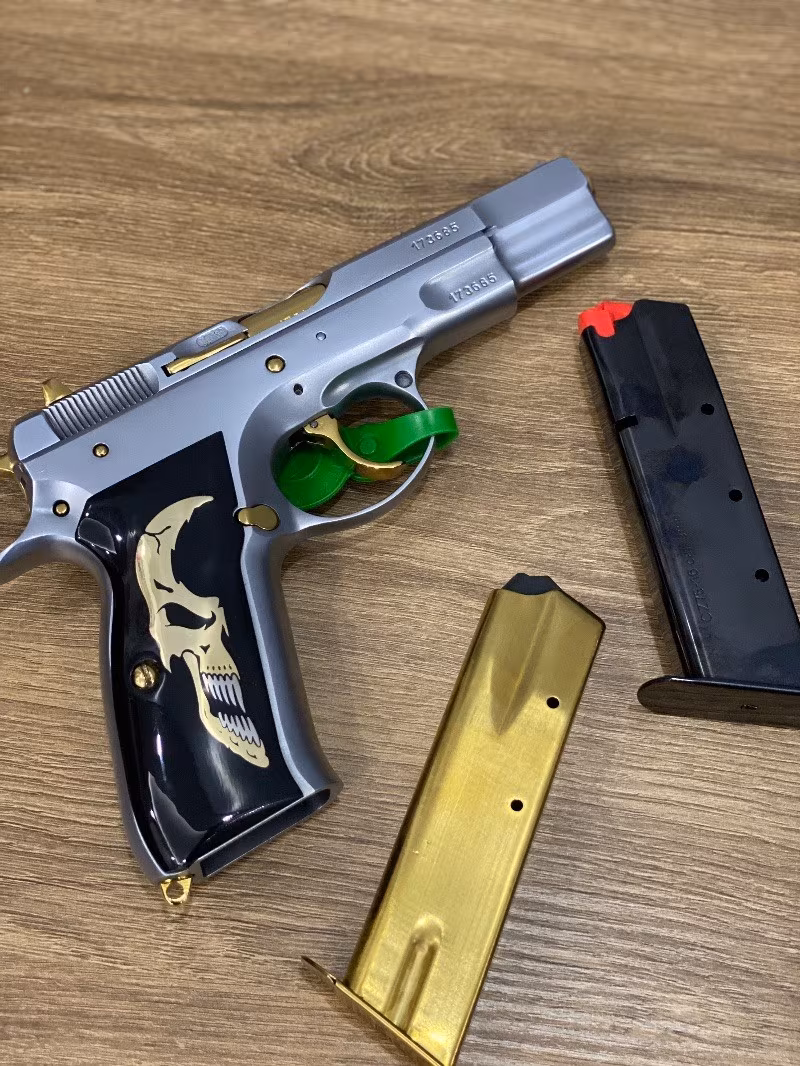 Hastasına cz75 A seri