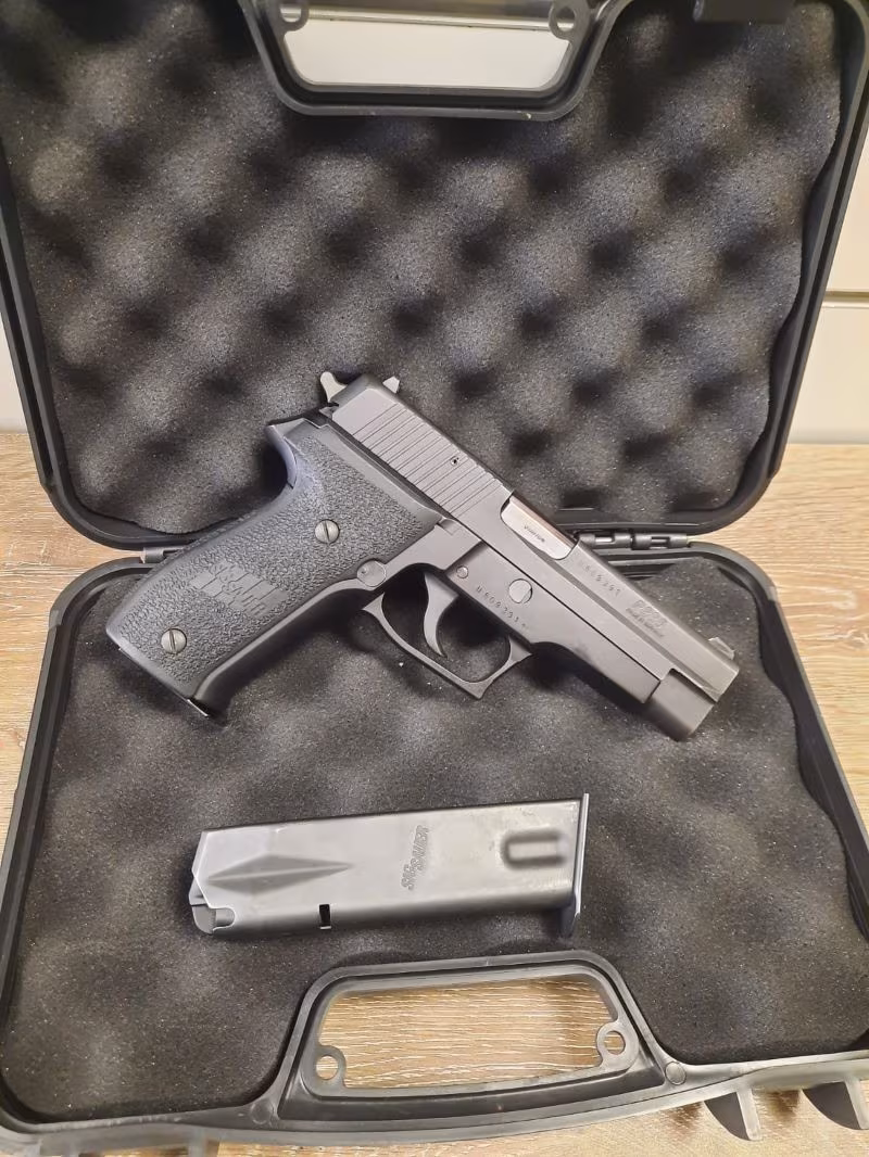 SİG SAUER P226