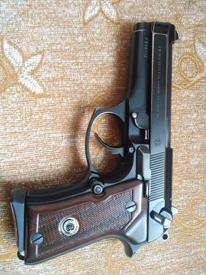 az ve temiz kullanılmış iyi bir silah