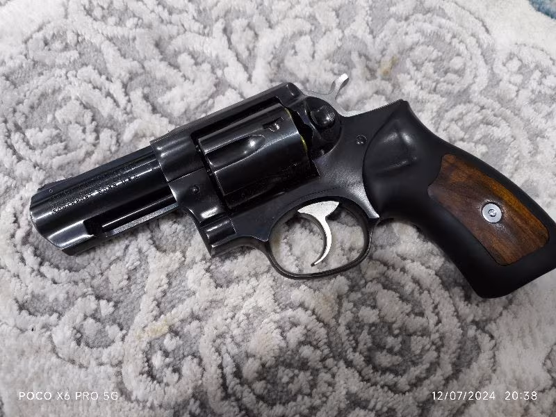 RUGER GP 100