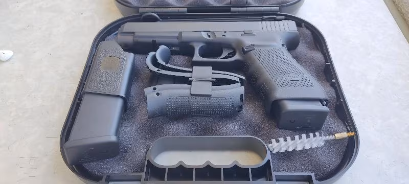 GLOCK GEN 4- 45 CAL