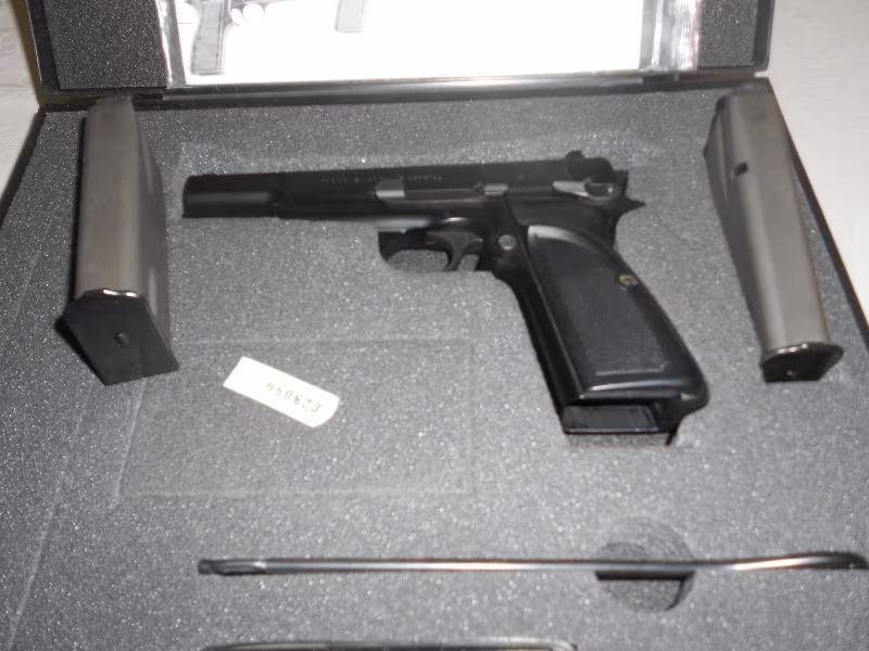 BROWNİNG 14 KUTUSUNDA ÇOK TEMİZ