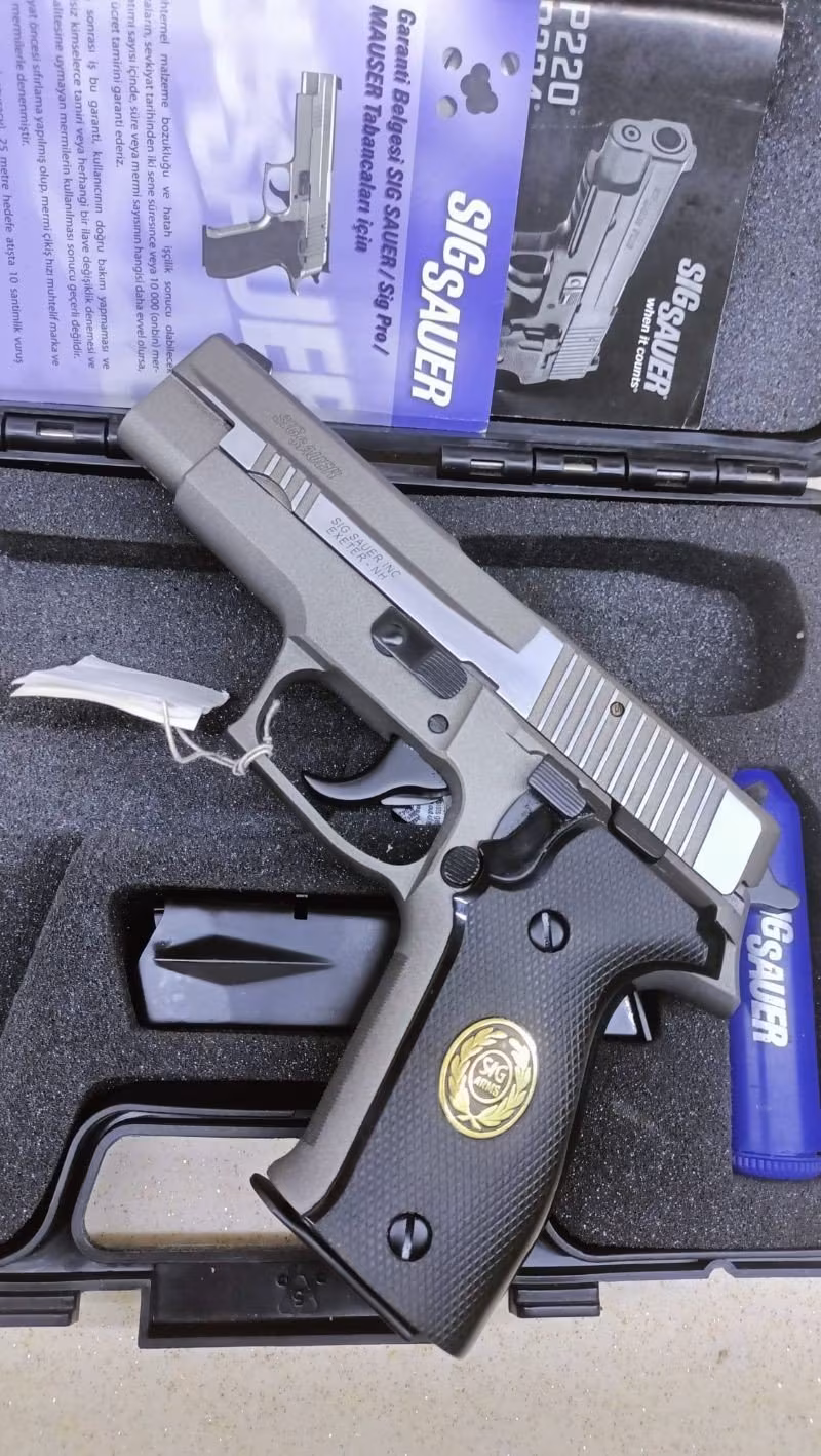 P 226