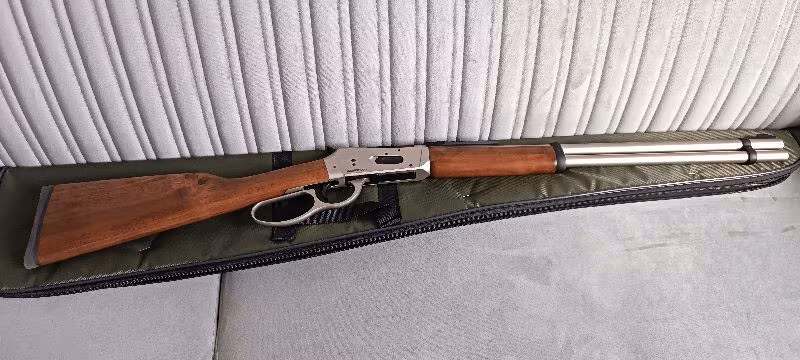 EMEKLİ EMNİYET GÖREVLİSİNDEN RUHSATLI,KUTUSUNDA,SADECE DENEME ATIŞI YAPILAN 36 KALİBRE DERYA MD-112 LEVER ACTION.10.000 TL.