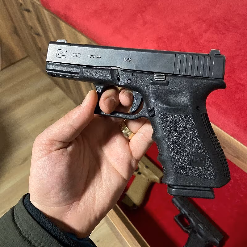 Glock 19C