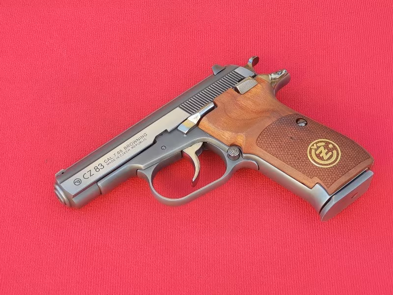Özel yapım CZ83