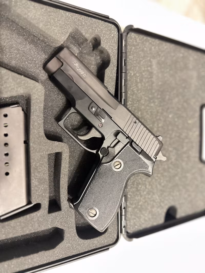 Bankacıdan sıg sauer P 225