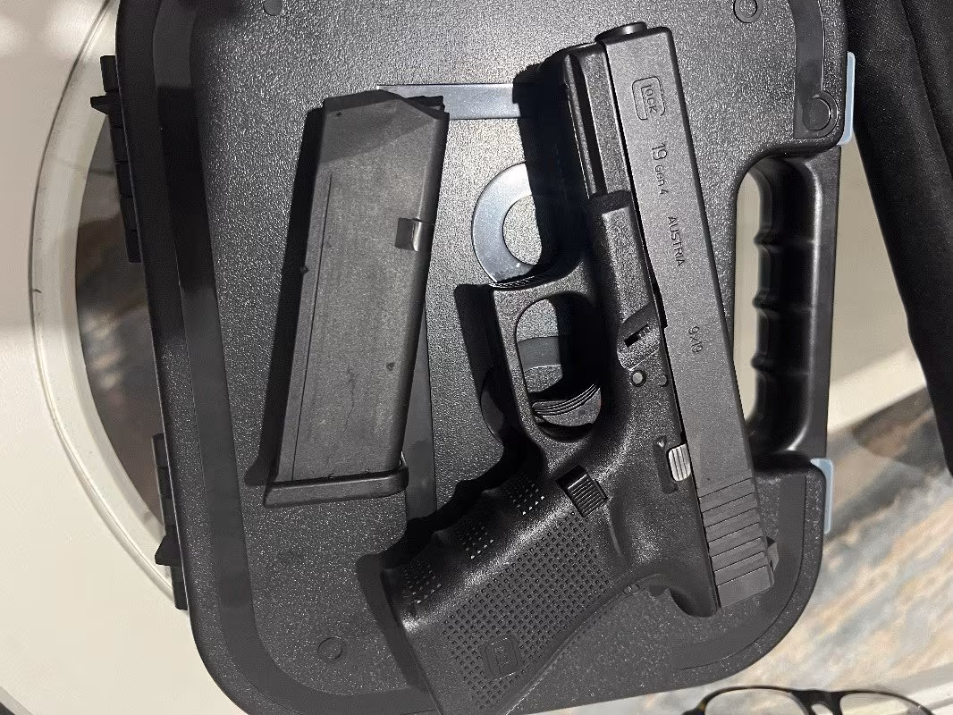 KAMU GÖREVLİSİNDEN SIFIRA YAKIN GLOCK 19 GEN 4