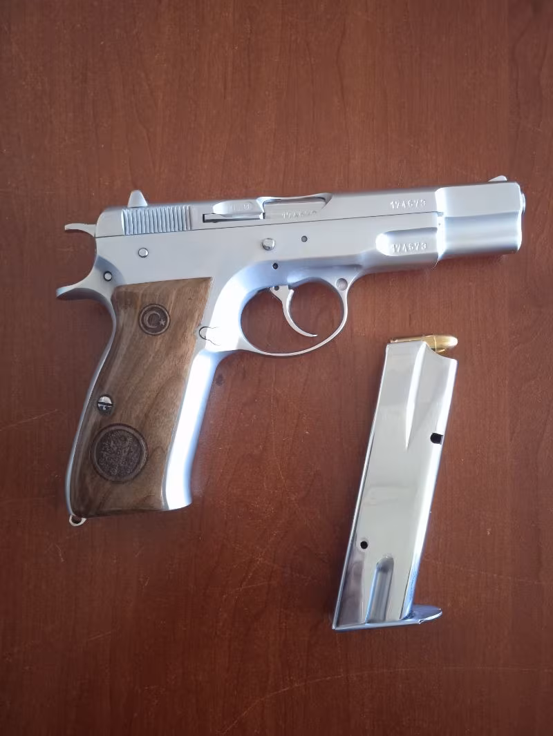 RUHSAT SAHİBİNDEN CZ75