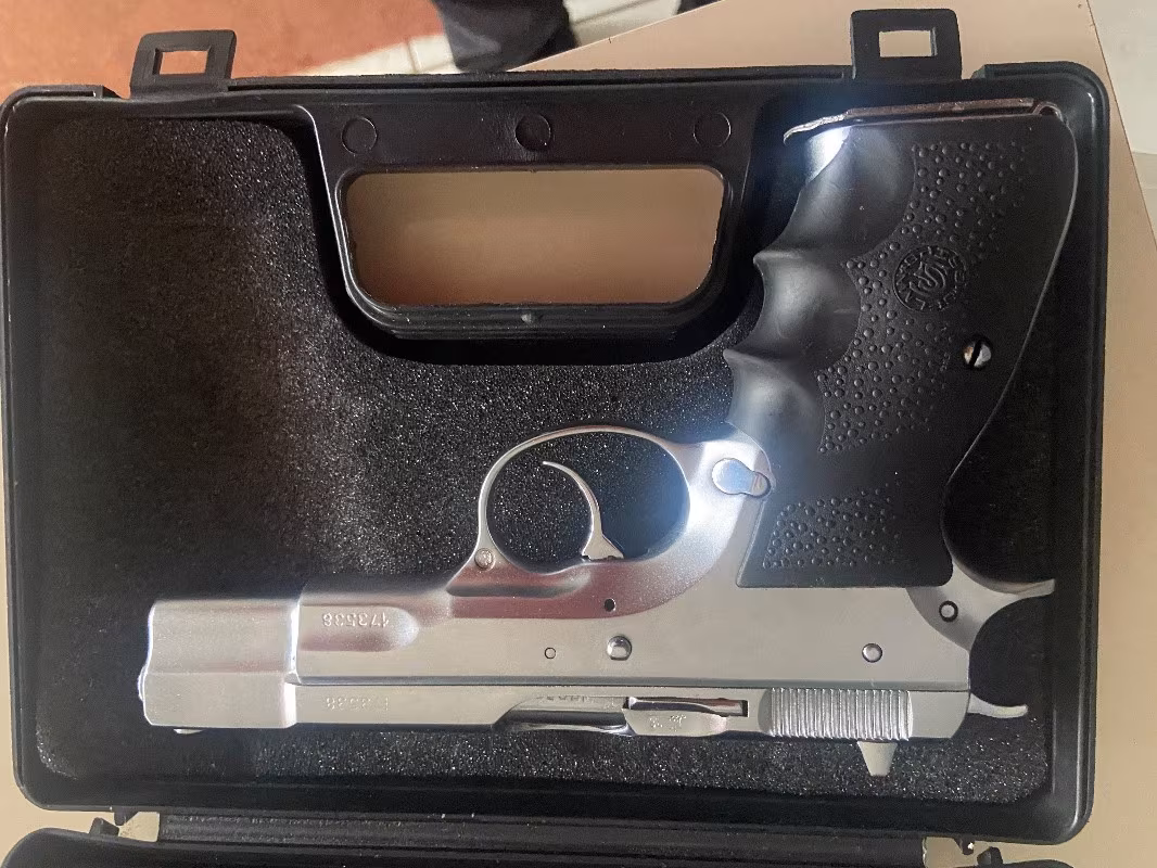 Cz75