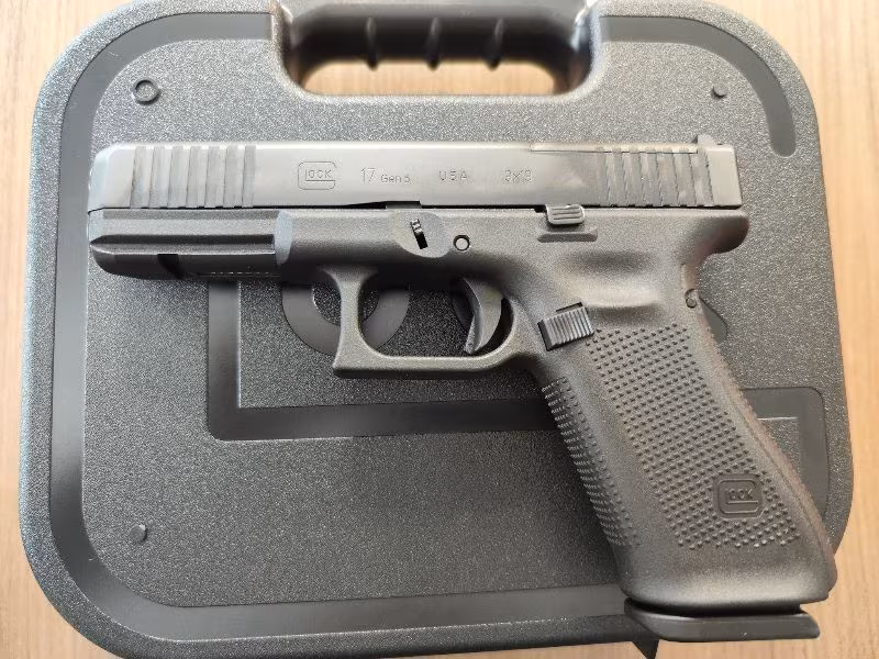 Glock 17 Gen 5 Mos 2022 Yapımı Atış Yapılmamış 1.000 adet 9 mm mermesi hediye