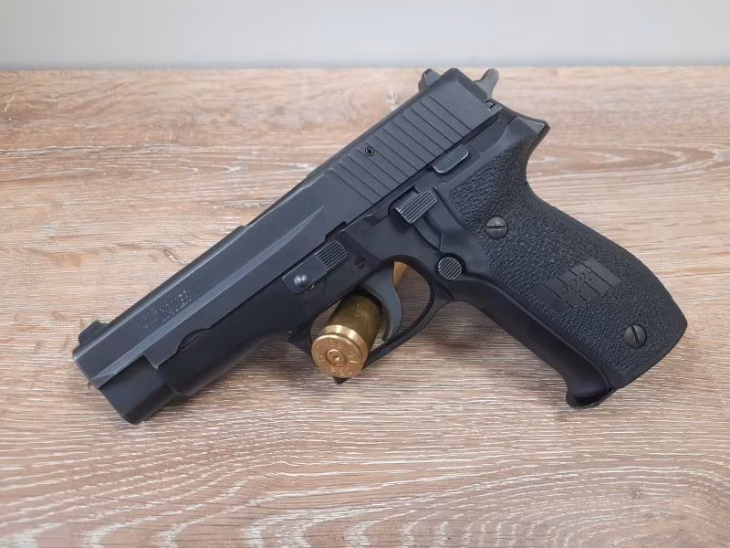 SİG SAUER P226