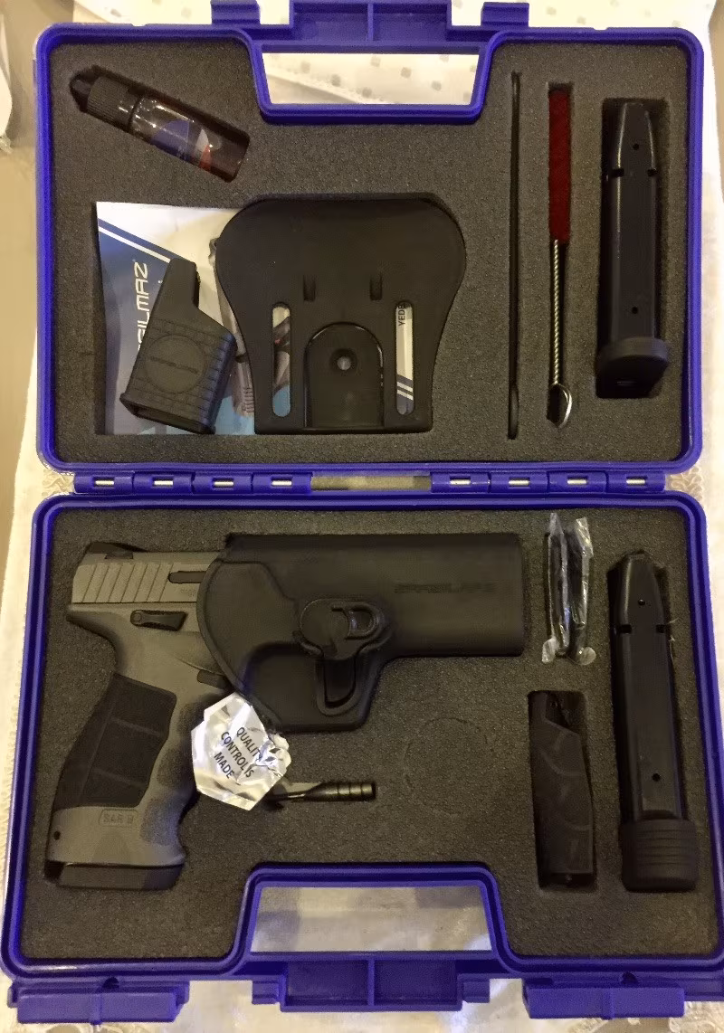 Sıfır kutusunda sarsılmaz sar9 mete platinium 17+1 9 mm tabanca