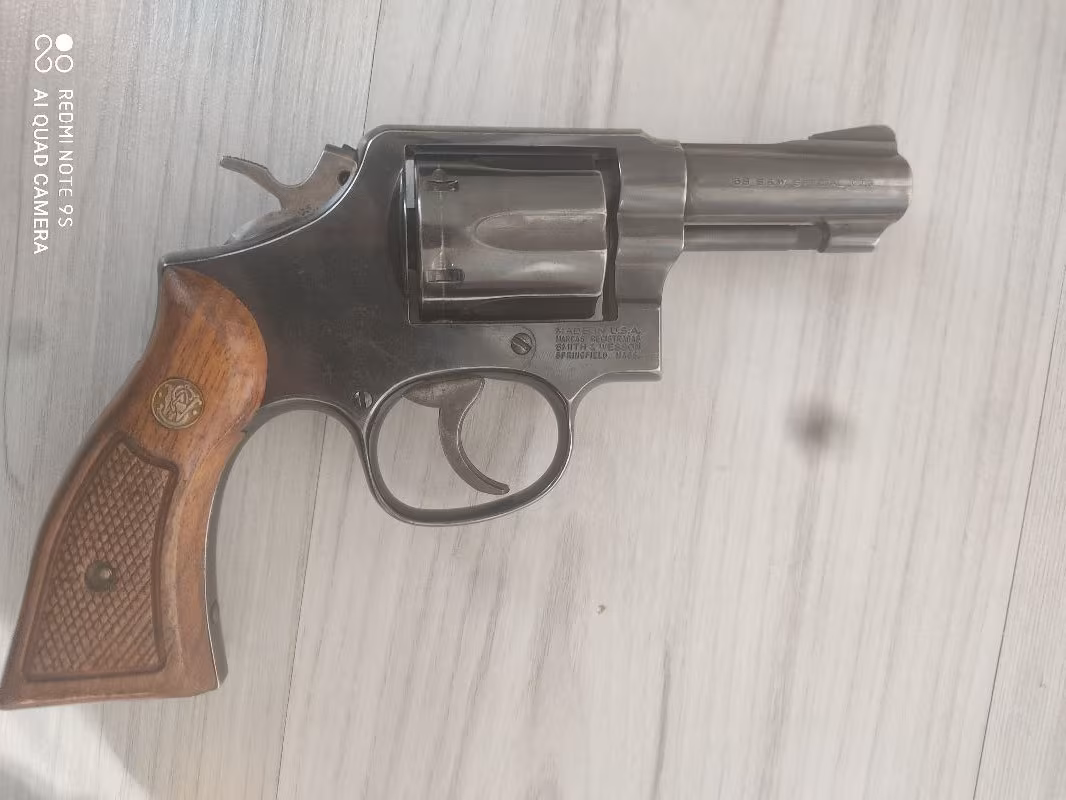 Smith wesson 38 toplu ve öfkeli