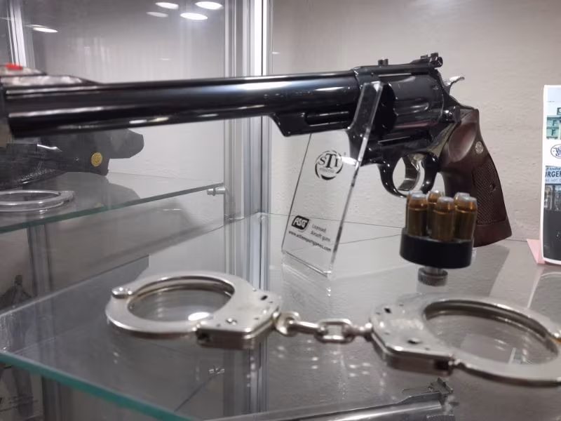 SMİTH&WESSON MODEL 29 - 44 MAGNUM