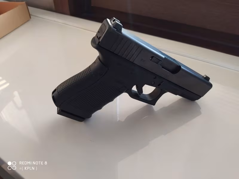GLOK 19 GEN 4sıfır ayarında