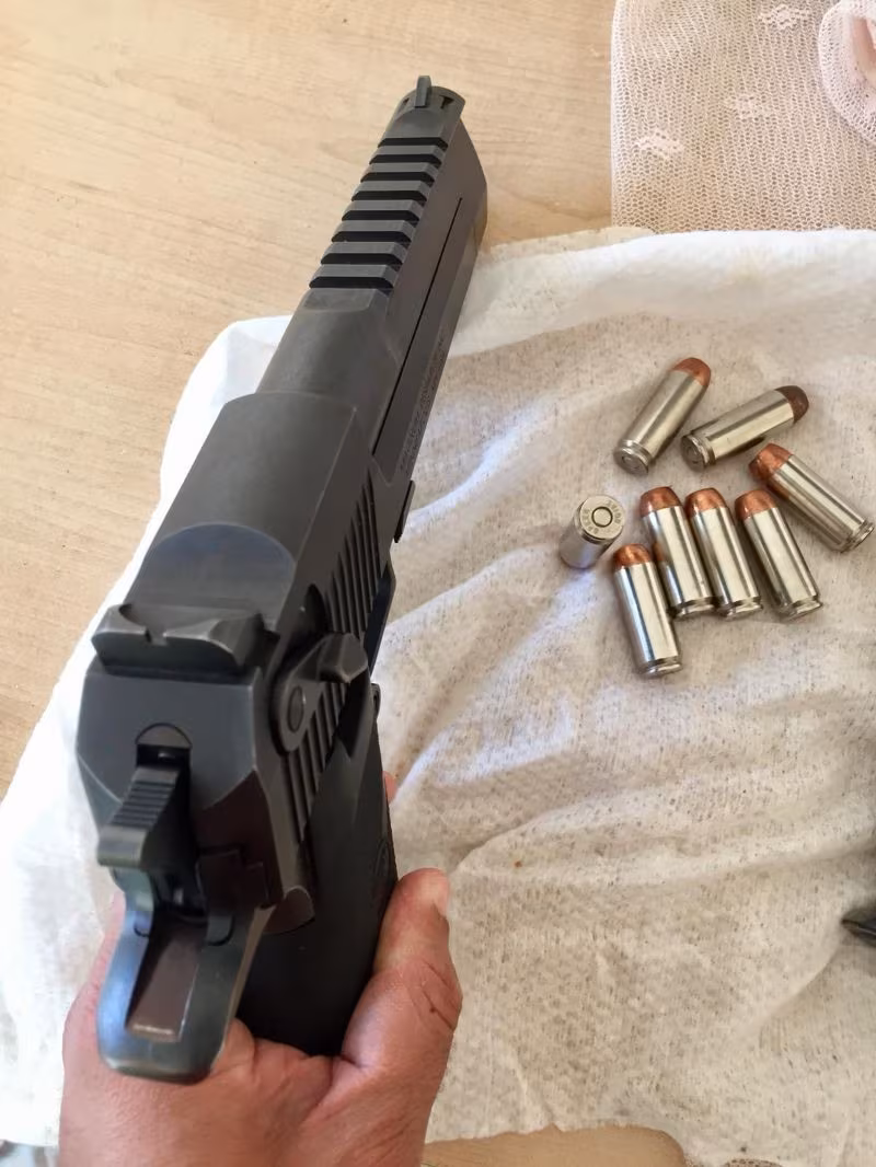 DESERT EAGLE 50 KALİBRE TEMİZ