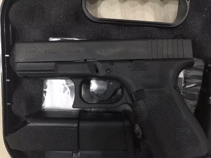Memurdan Glock gen 4    19
