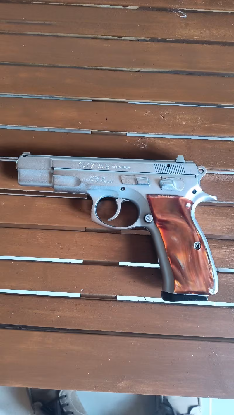 Satılık CZ 75 Emniyet mensubundan.