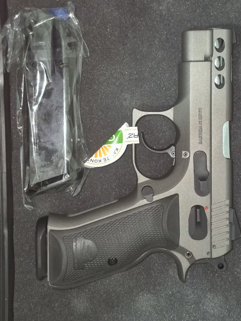 Sarsılmaz P8 S sıfır kutusunda