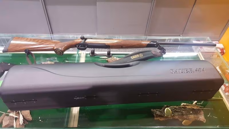 Fiyat Düştü...SAUER 404 Elegance 300 Win Mag Yivli av tüfeği