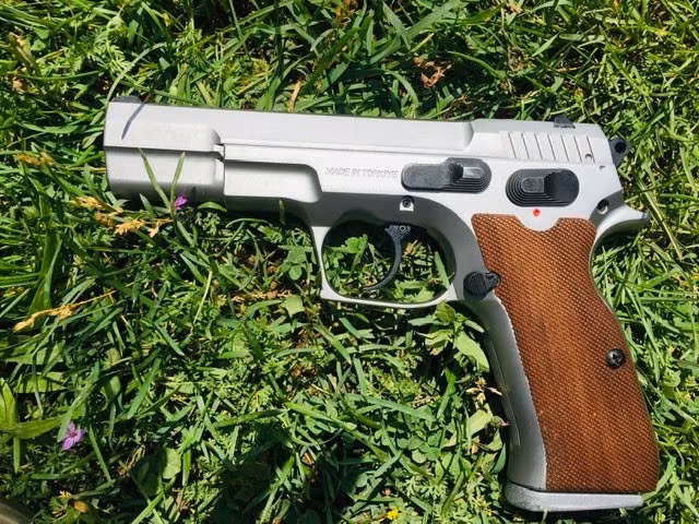 Sıfır mega gümüş