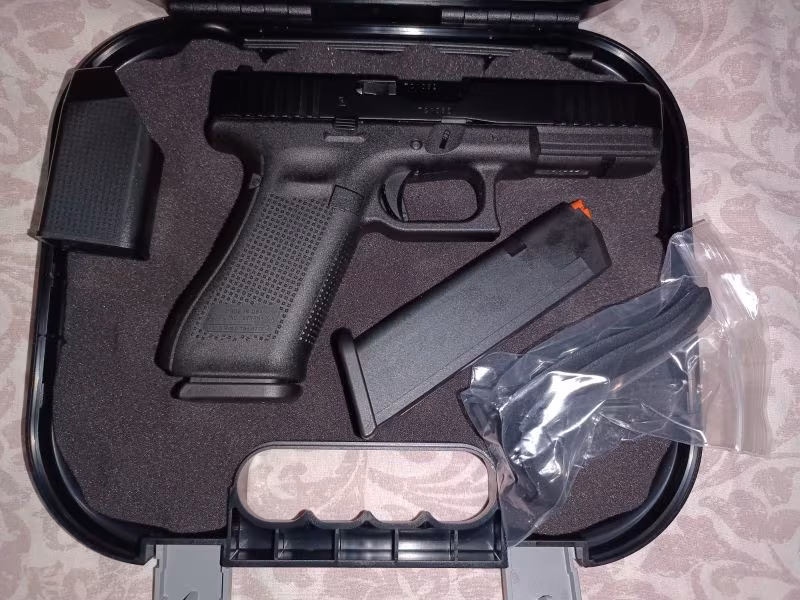 SIFIR TC GLOCK 17GEN5 TÜRKİYE'DE SADECE 100 TANE GELEN KOLLEKSİYONLUK ÖZEL ÜRETİM