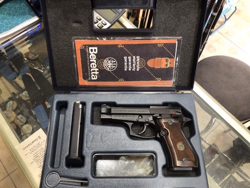 BERETTA F81 12+1 7.65 2 ADET ORJİNAL ŞARJÖR VE ORJİNAL KUTU SIFIR AYARINDA