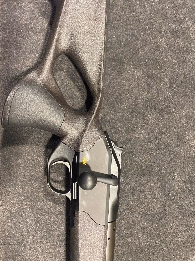 BLASER R8 ULTİMATE 300 WinMag