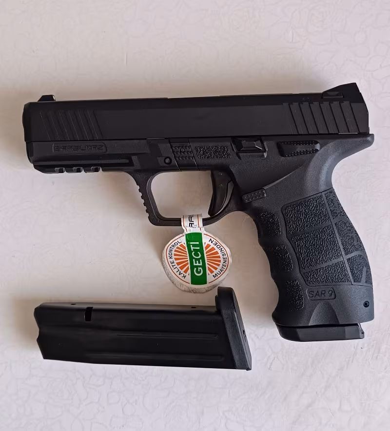 SIFIR KUTUSUNDA,HİÇ KULLANILMAYAN SARSILMAZ SAR 9 METE SİYAH RD(RED DOT LAZER NİŞANGAH TAKMA ÖZELLİKLİ)- 11000 TL.