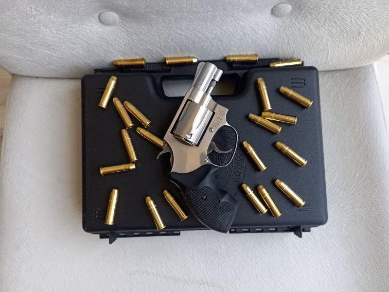 ÇOK ACİL LADY SMITH WESSON