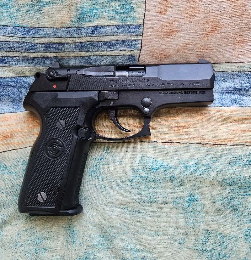 Memurdan Stoeger Cougar 8000F