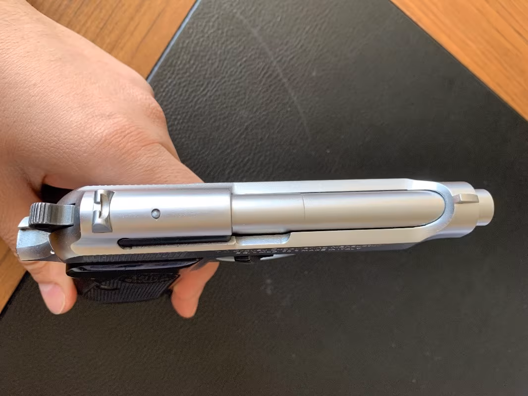 Memurdan Temiz Düğmeli Beretta 7.65 Mod 70
